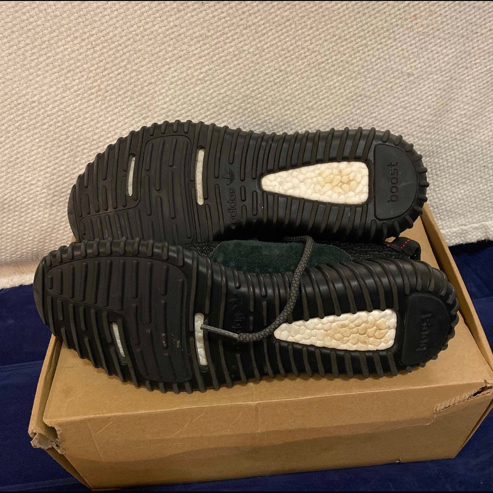 Adidas Yeezy Boost 350 - Picture 8 of 8